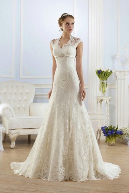 Short Wedding Dress with Vertical Lines
