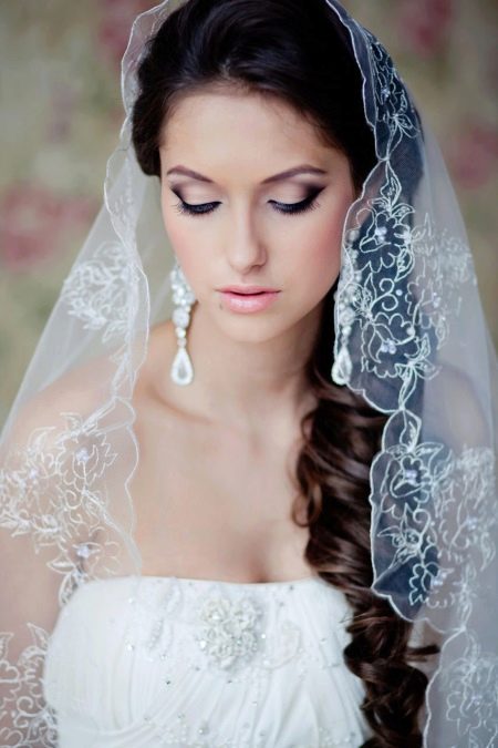 Veil for brides with small stature for a wedding