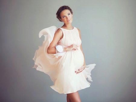 Short maternity wedding dress