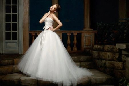 Lush wedding dress from Natalia Romanova