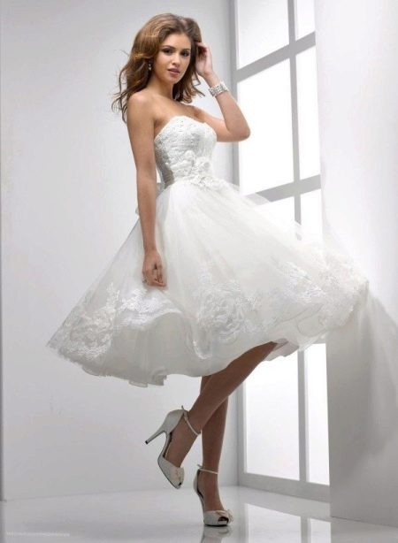 Robe de mariée midi Nouveau look
