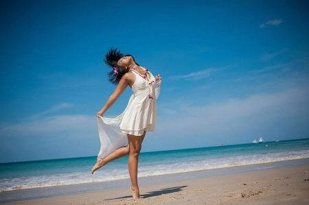 Wedding dress for the beach ceremony