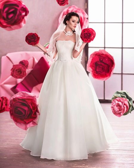 Wedding puffy dress