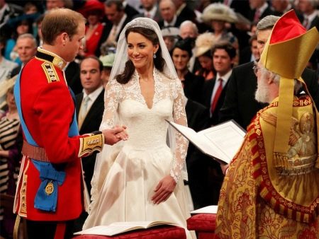 Kate Middleton Lace Inserts Wedding Dress