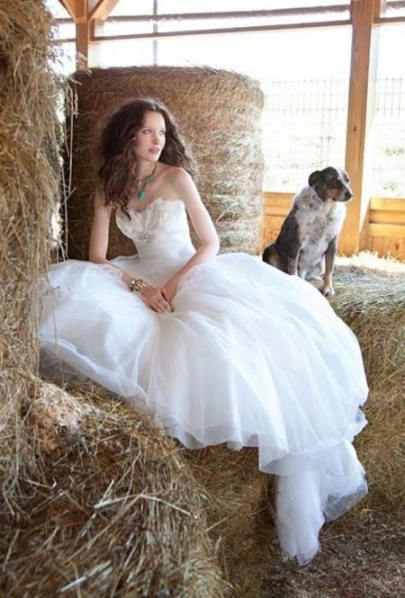 Wedding dress in rustic style