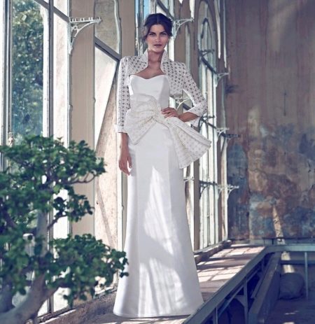 Wedding dress by Giuseppe Papini with bolero