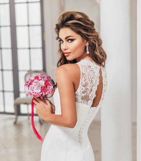 Bride with an open back