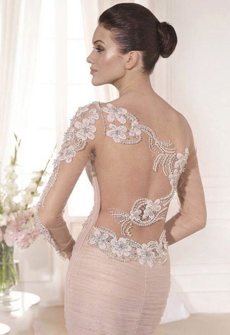 Illusion of naked back in a wedding dress