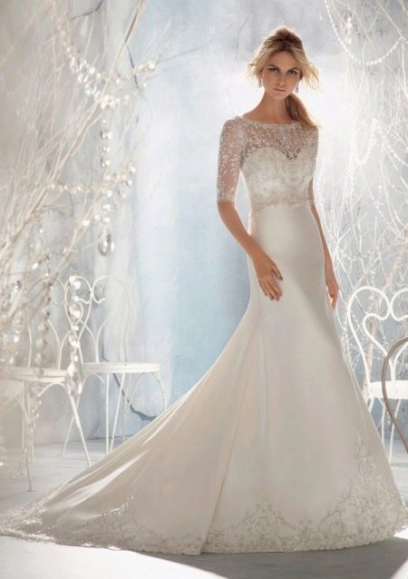 Closed mermaid wedding dress
