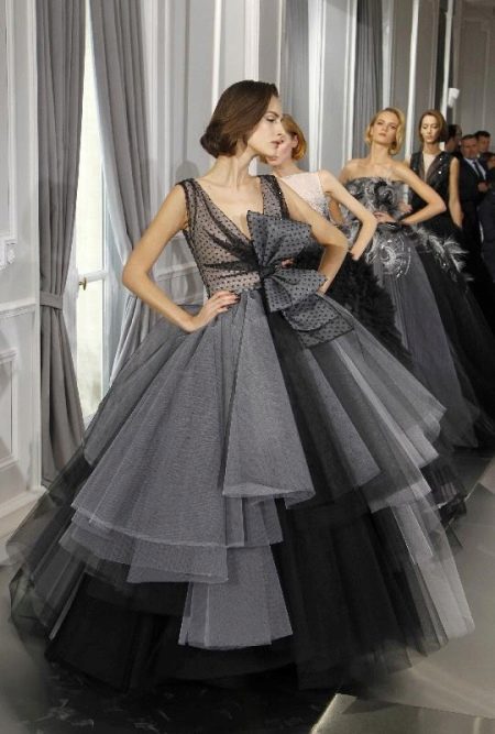 Puffy evening dress