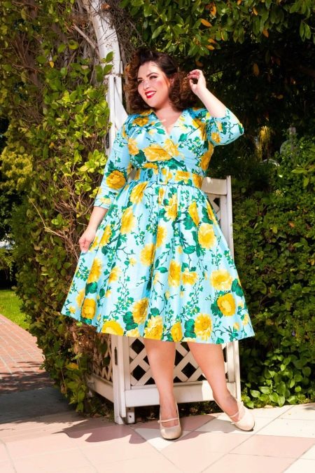 Bright evening dress for full