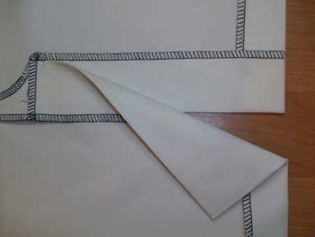 Performing slots on the skirt