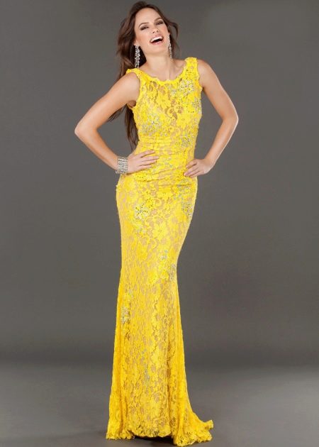 Evening dress lace yellow