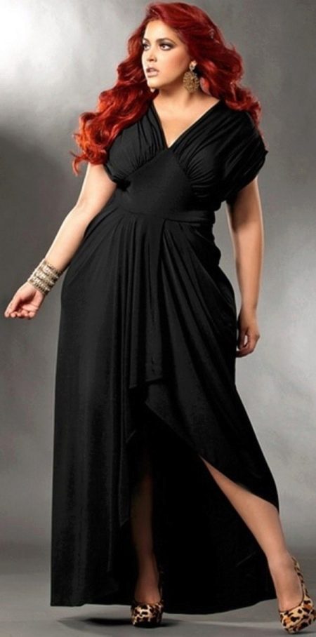 Robe de soirée longue noire avec jupe asymétrique