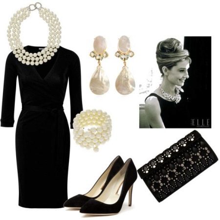 Robe noire avec perles - accessoires