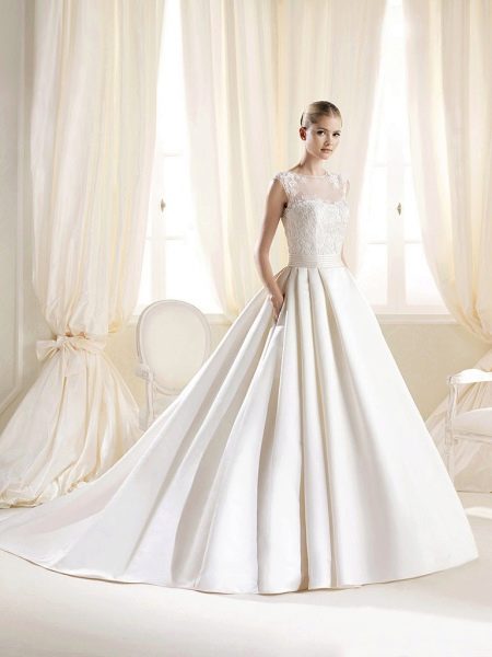 Robe de mariée trapèze