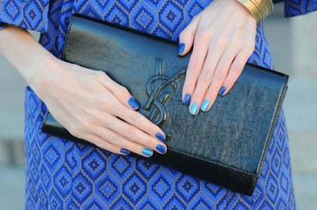 Evening manicure for a blue dress
