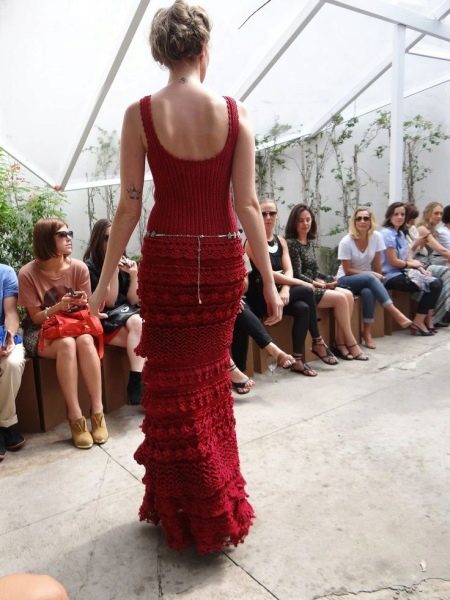 Open back knitted evening dress