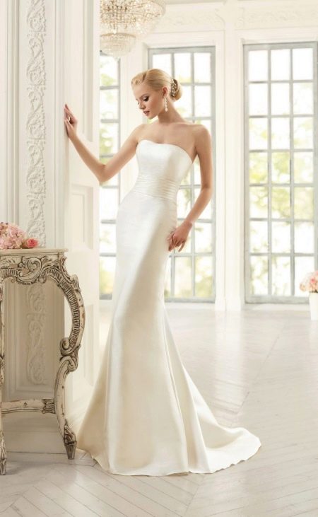 Straight wedding dress from Navibl