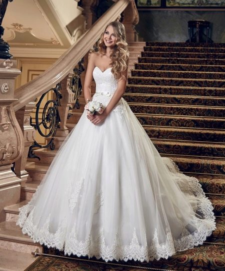 Princess style wedding dress by Eva Utkina
