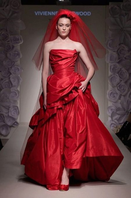 Shoes for a red wedding dress