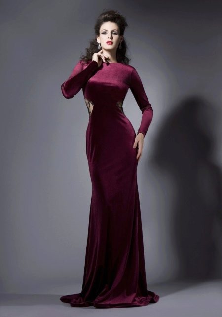 Closed velvet dress