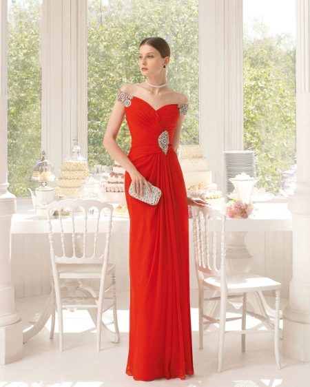 Straight evening dress from Air Barcelona