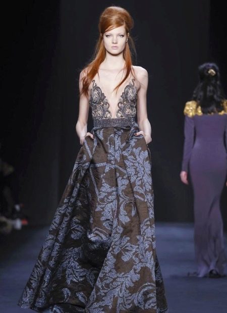Hairstyle under a lush evening dress