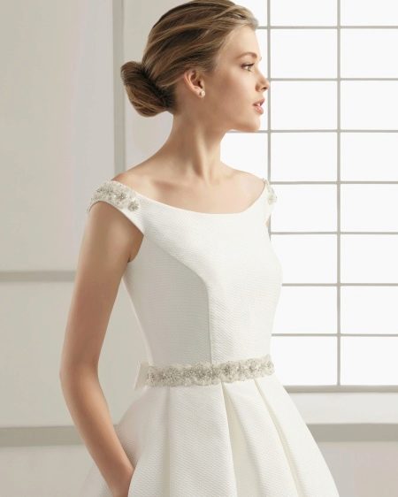 Classic wedding dress with belt