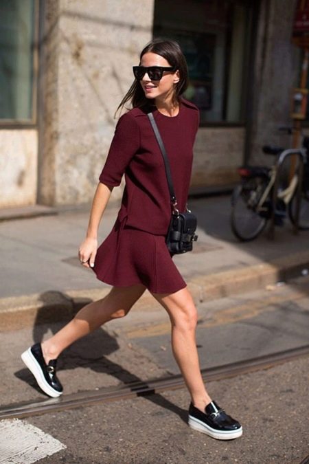 Short dress for every day color Marsala