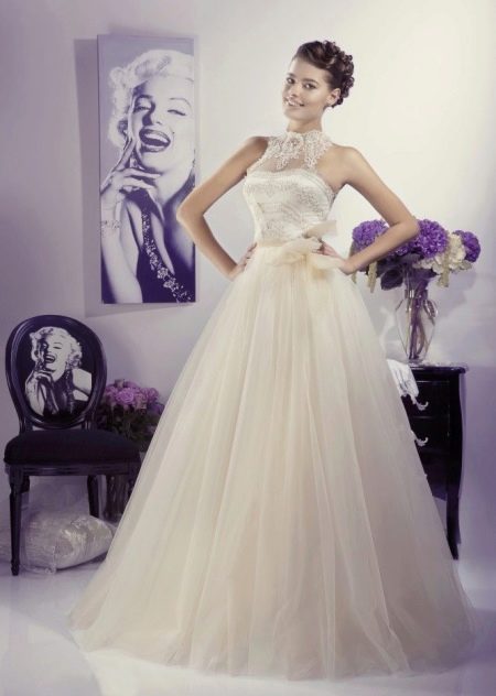 Robe de mariée luxuriante de Tanya Grig