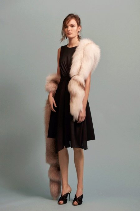 Midi evening dress with fur cape