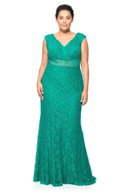 Floor-length dress for overweight