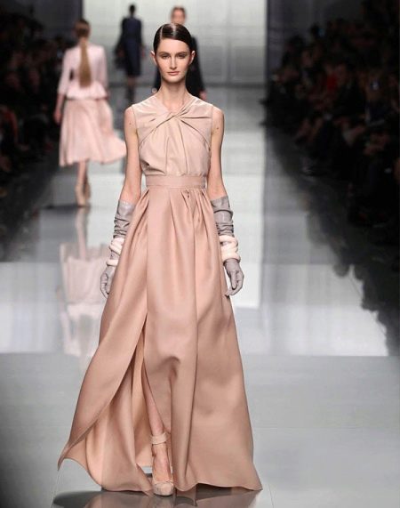 Silk dress beige