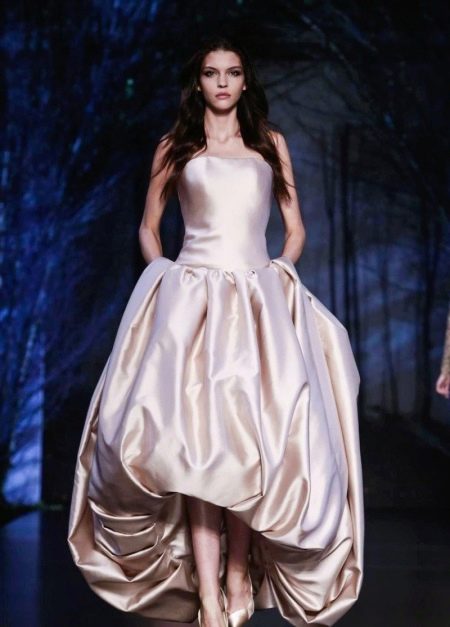 Silk dress balloon