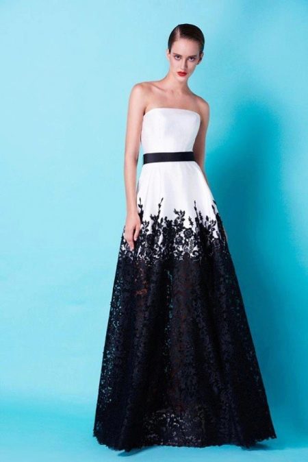 Evening dress with a guipure skirt