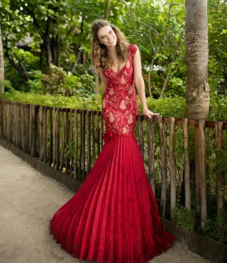 Mermaid guipure dress