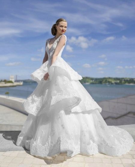 White puffy lace dress