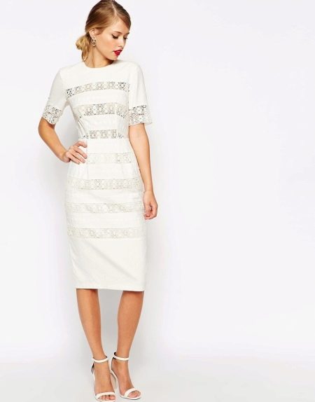 White linen dress with lace