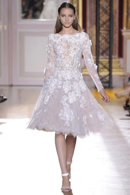 Inexpensive wedding dress