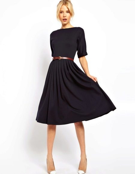 Black dress flared from the waist