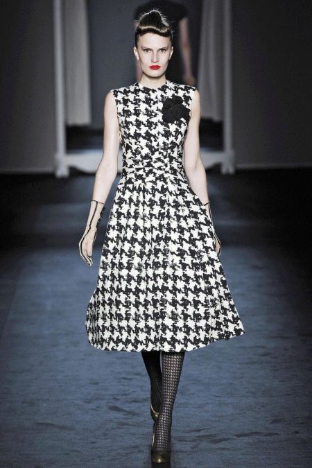 Robe pattes d'oie noir et blanc