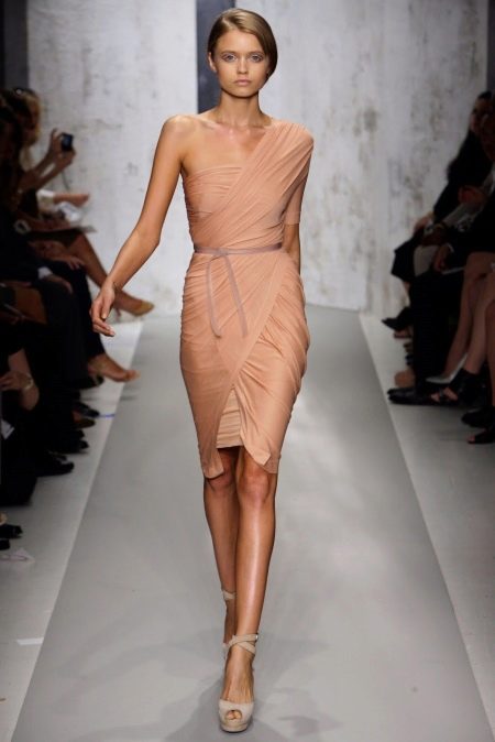 Short jersey draped dress