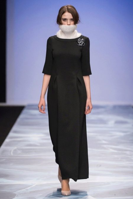 Short sleeve winter dress