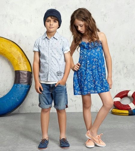 Dress for a girl of 10-12 years old