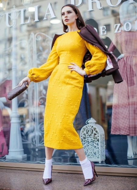 Jacket for a yellow dress