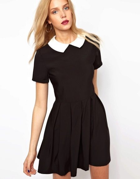 School dress accessories for high school girls