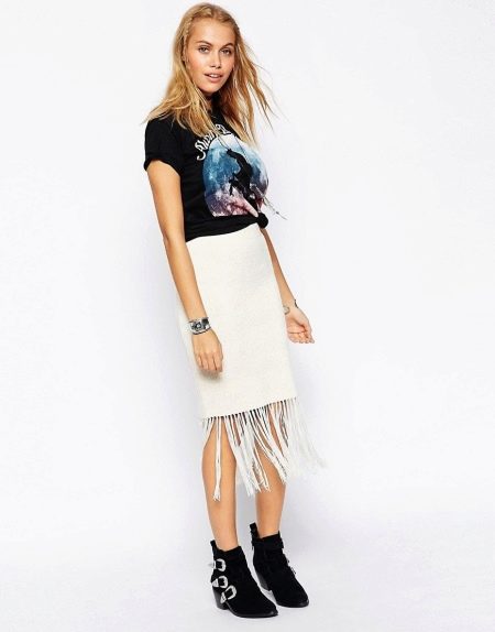 White fringed pencil skirt