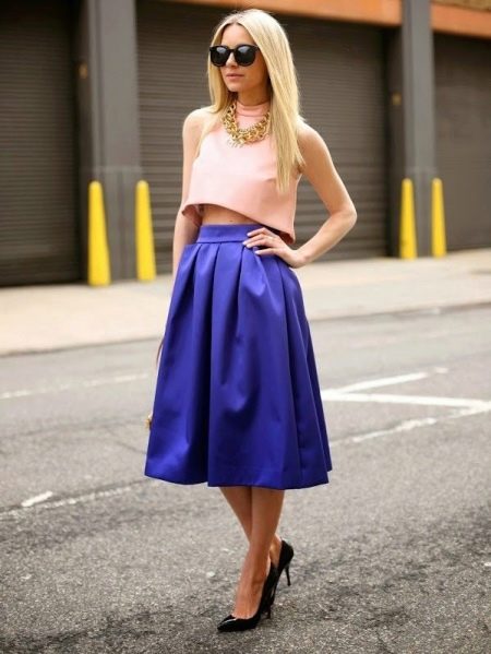 Blue bell mid-length skirt for summer
